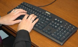 typing - morguefile.com pic